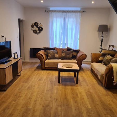 Magnifique appartement avec terrasse Besseges Extérieur photo