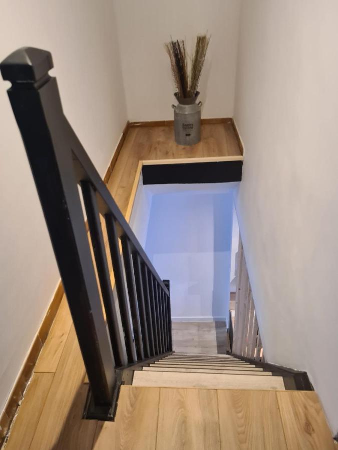 Magnifique appartement avec terrasse Besseges Extérieur photo