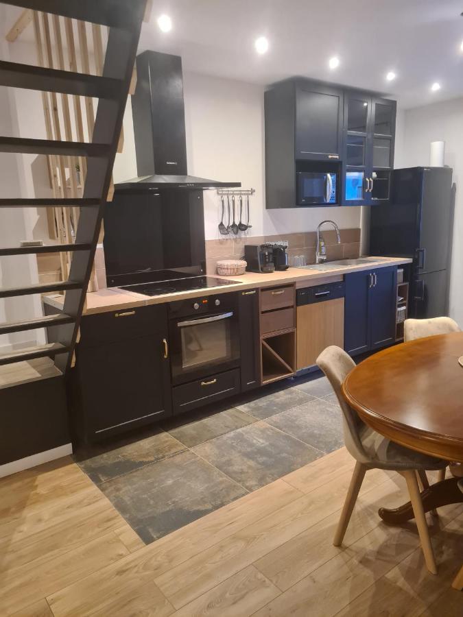 Magnifique appartement avec terrasse Besseges Extérieur photo