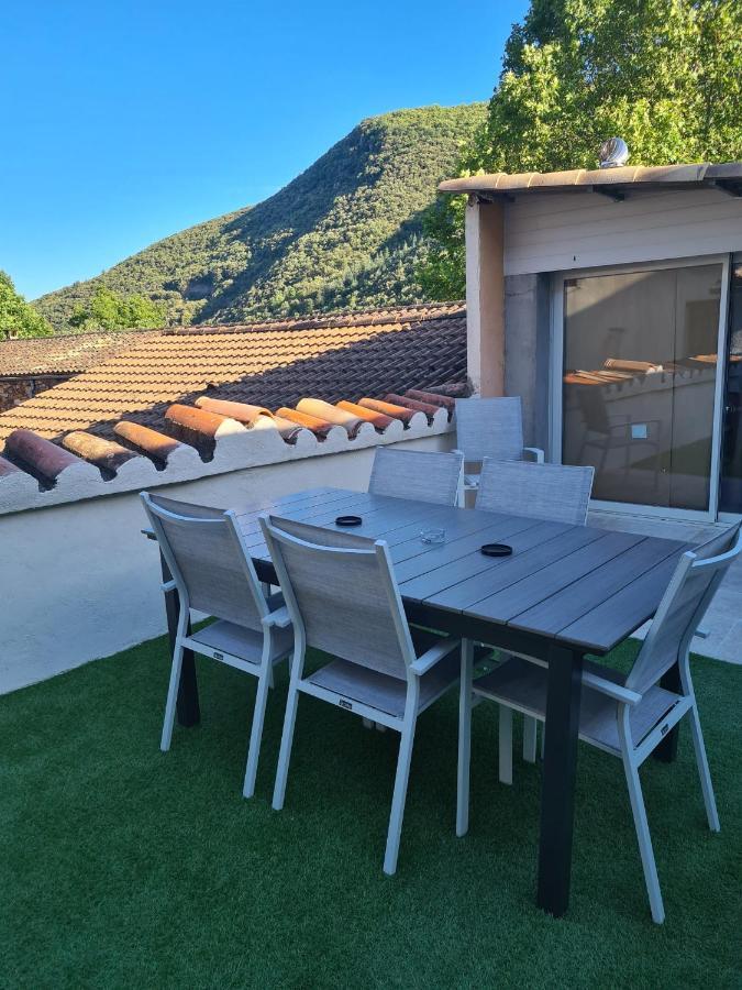 Magnifique appartement avec terrasse Besseges Extérieur photo